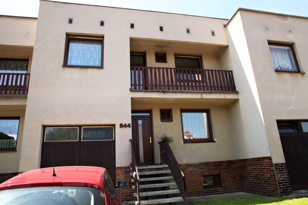 Dum V Ceskem Raji Villa Dolni Bousov Bagian luar foto