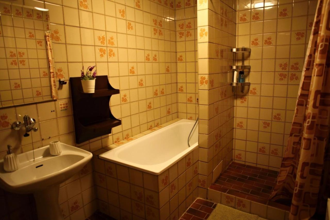 Dum V Ceskem Raji Villa Dolni Bousov Bagian luar foto