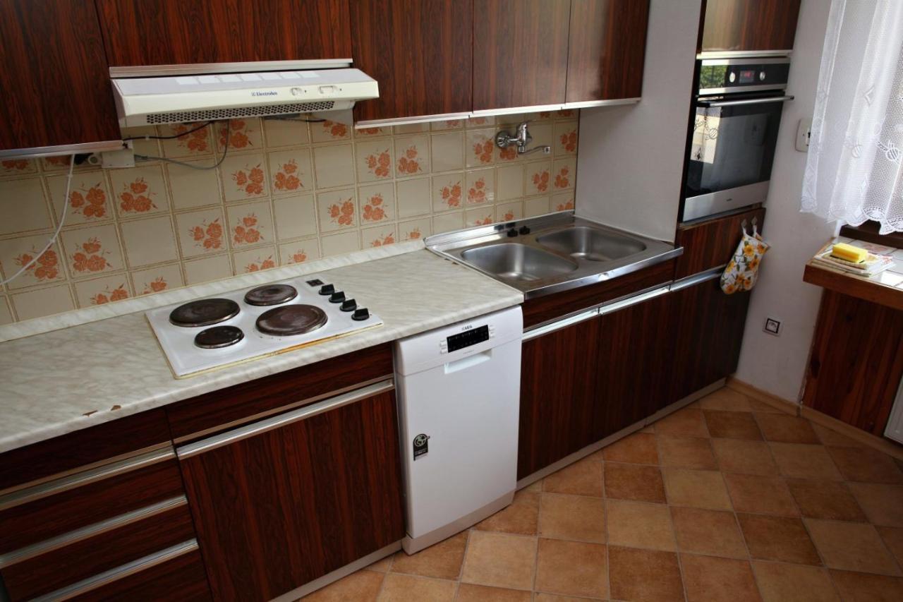 Dum V Ceskem Raji Villa Dolni Bousov Bagian luar foto