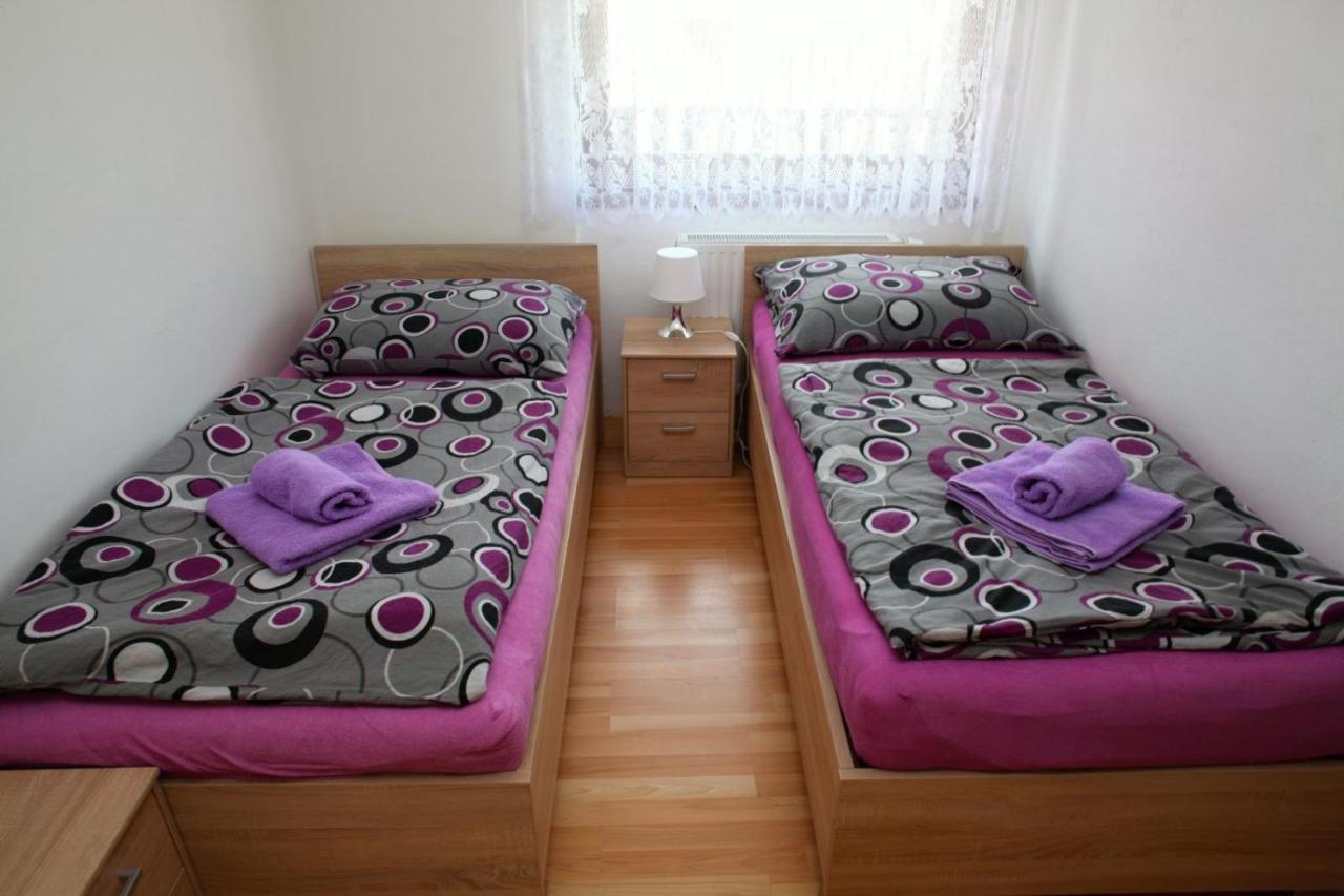 Dum V Ceskem Raji Villa Dolni Bousov Bagian luar foto