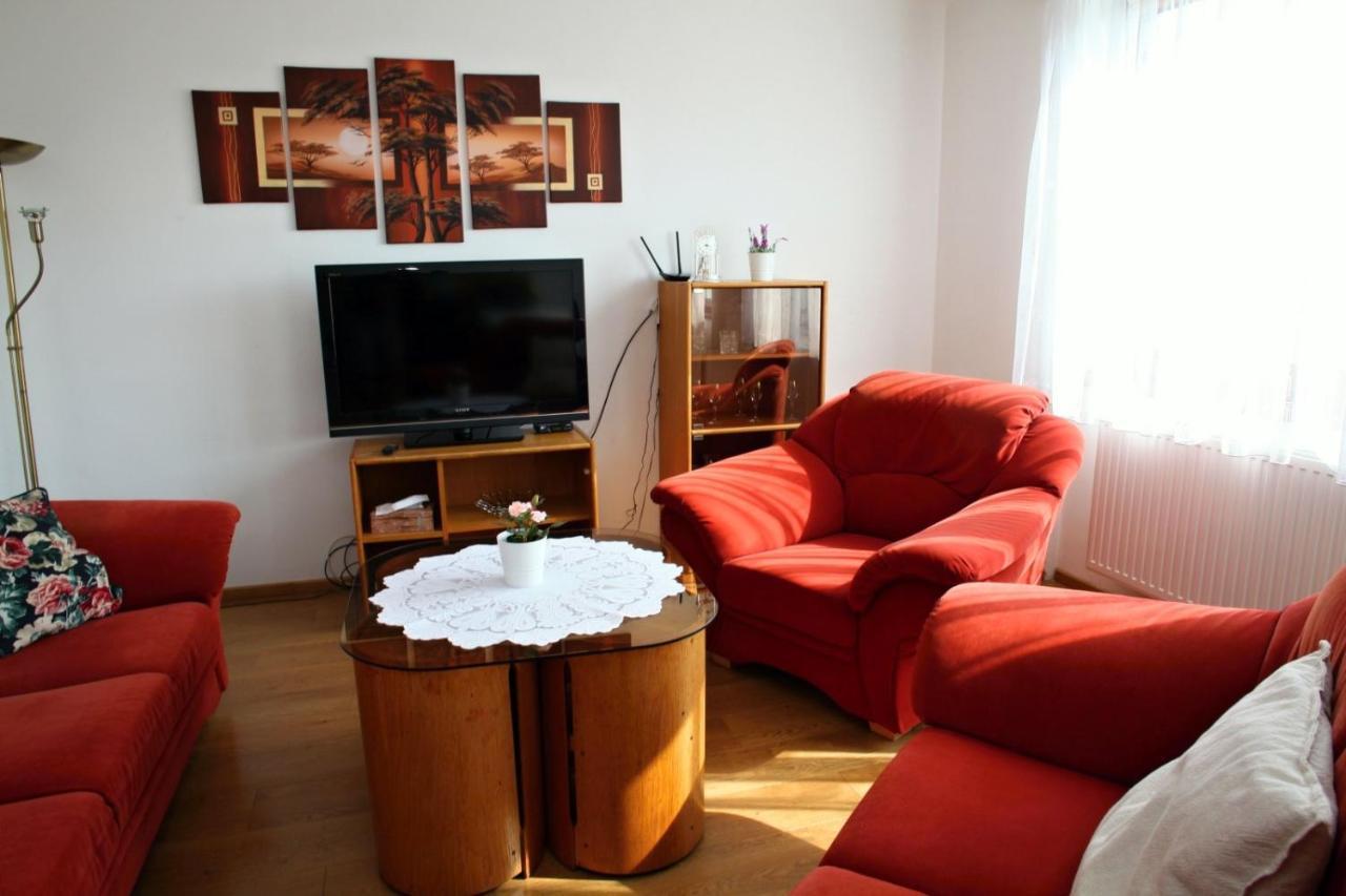Dum V Ceskem Raji Villa Dolni Bousov Bagian luar foto