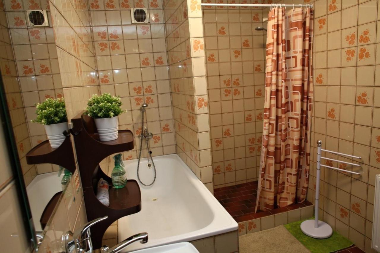 Dum V Ceskem Raji Villa Dolni Bousov Bagian luar foto